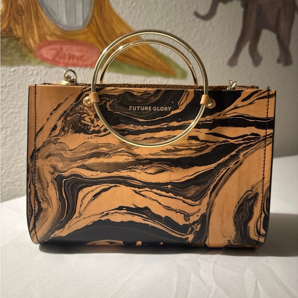 Future Glory Shoulder/Handbag